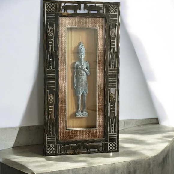 💎💟Vintage Hand carved Mayan sculpture boxed  in wooden frame. - Picture 1 of 14